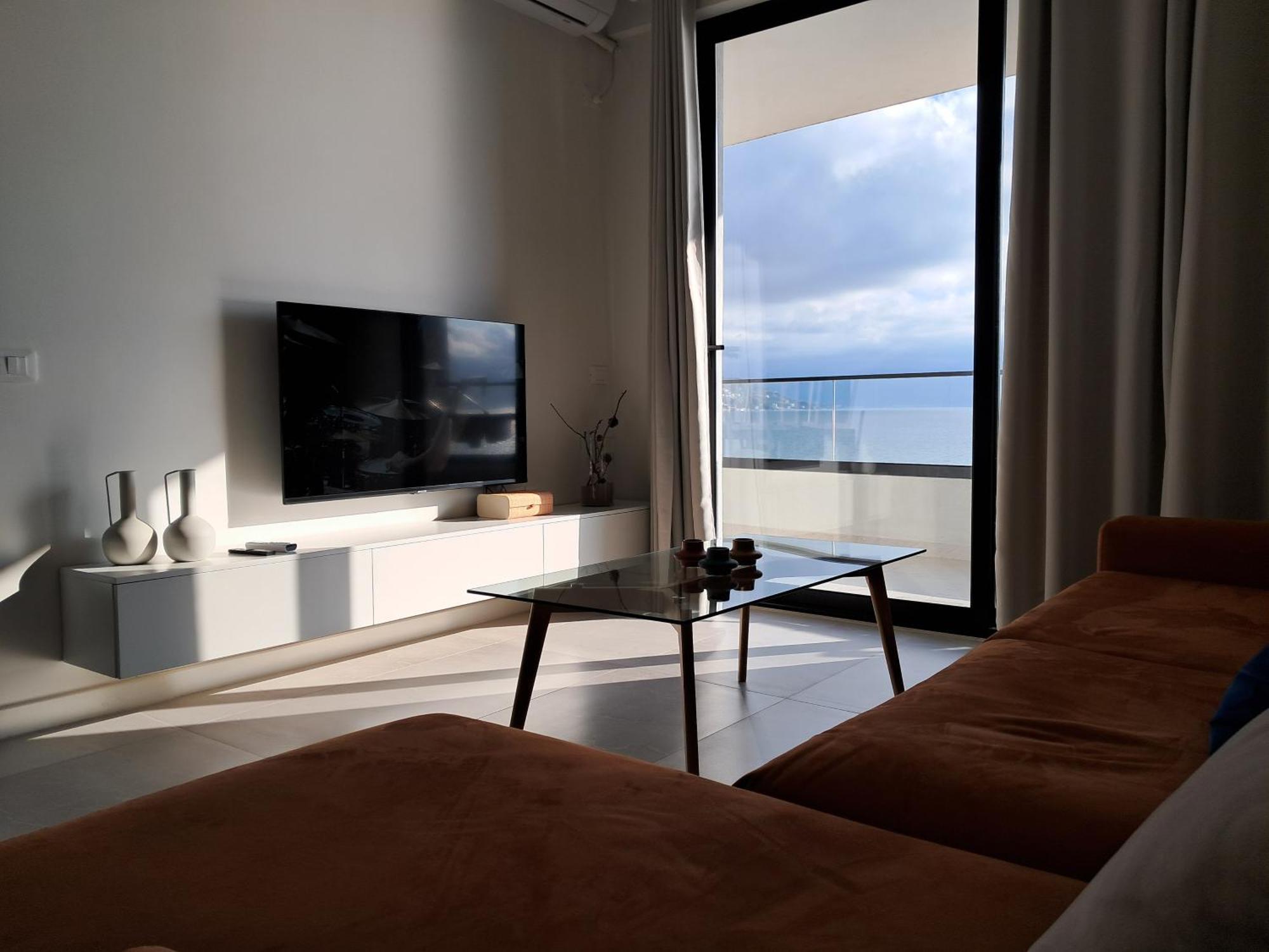 Ideal Sea View Apartment Влёра Экстерьер фото